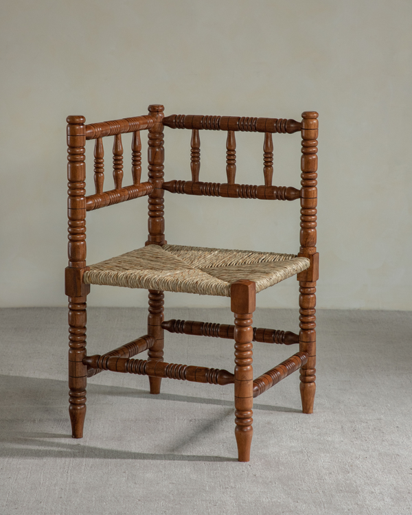 Bobbin Corner Chair