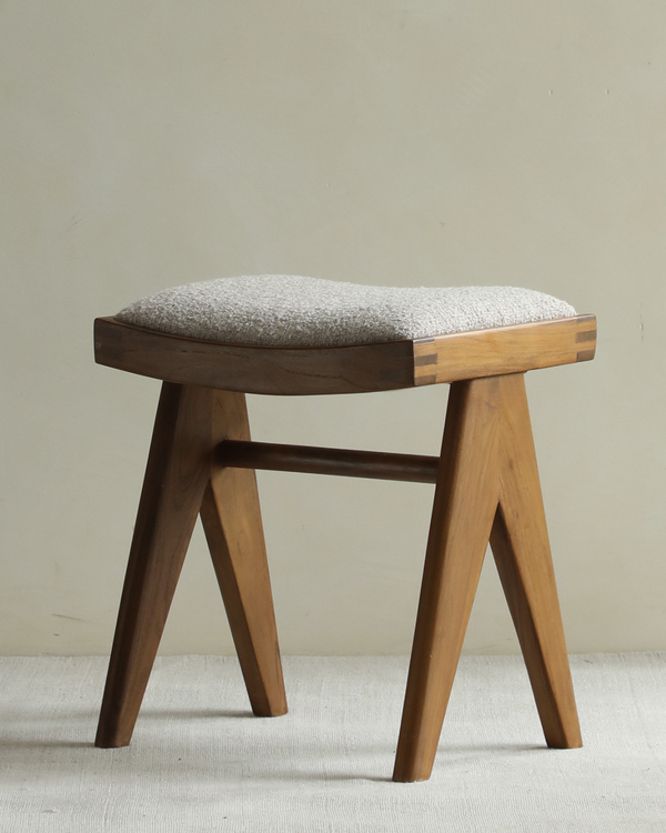 Chandigarh Easy Stool