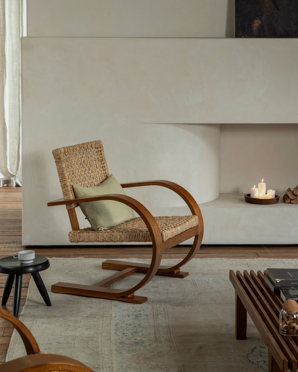 C Curve Lounge Chair