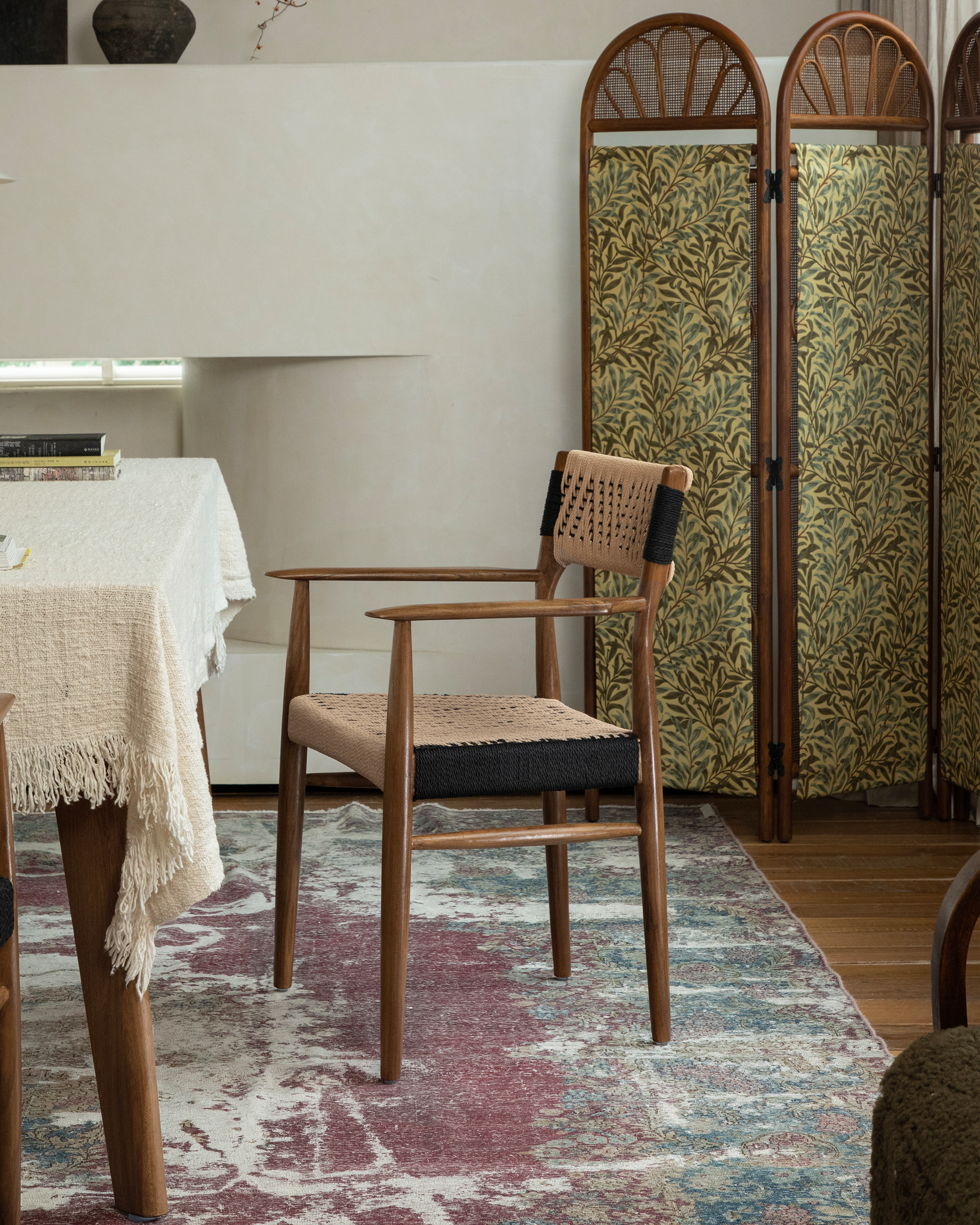 wood dinning room chairs